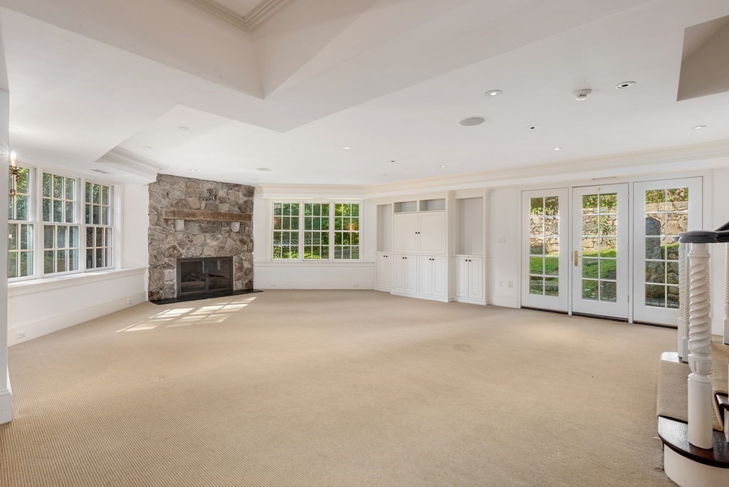 42 Old Colony Road Wellesley, MA 02481 - Photo 29 of 36