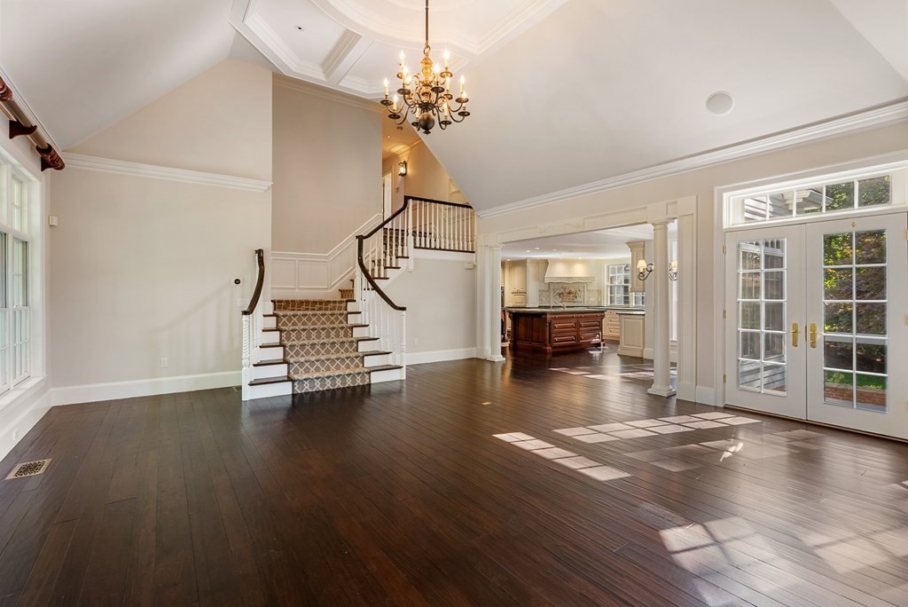42 Old Colony Road Wellesley, MA 02481 - Photo 5 of 36