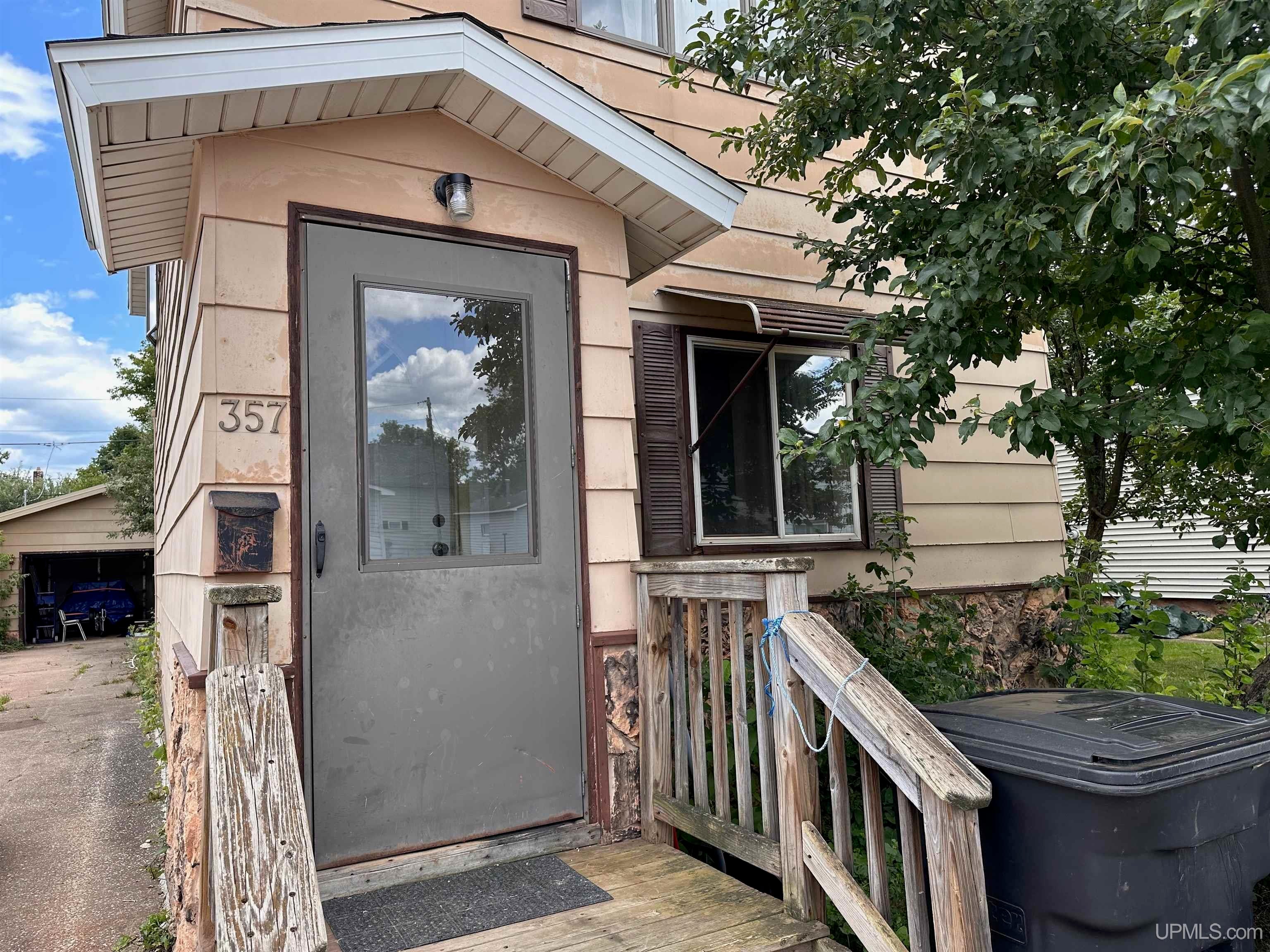 357 South 1st Street Ishpeming, MI 49849 - Photo 2 of 10 Gallery Image 2