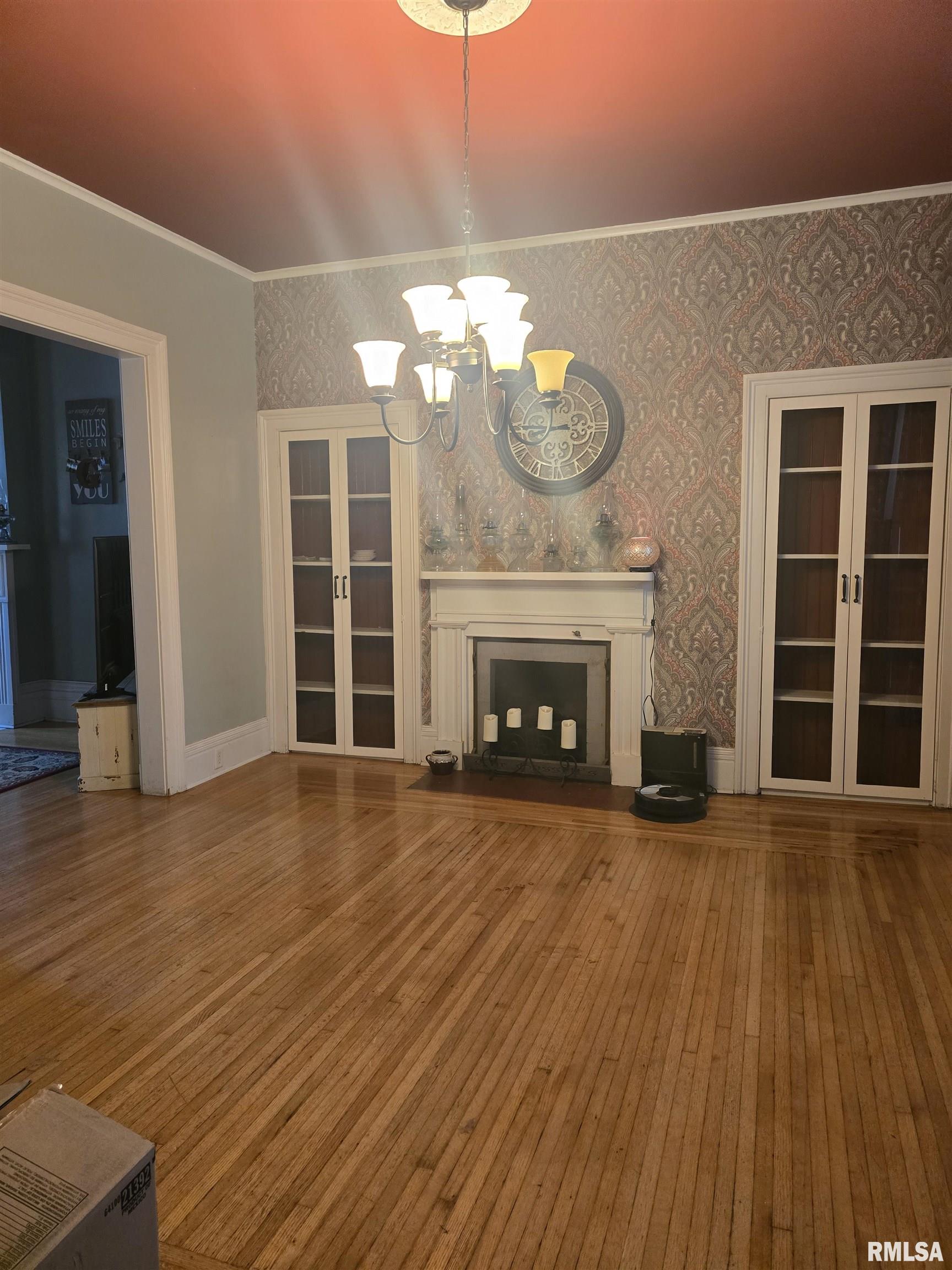 239 West Chestnut Street Canton, IL 61520 - Photo 26 of 83