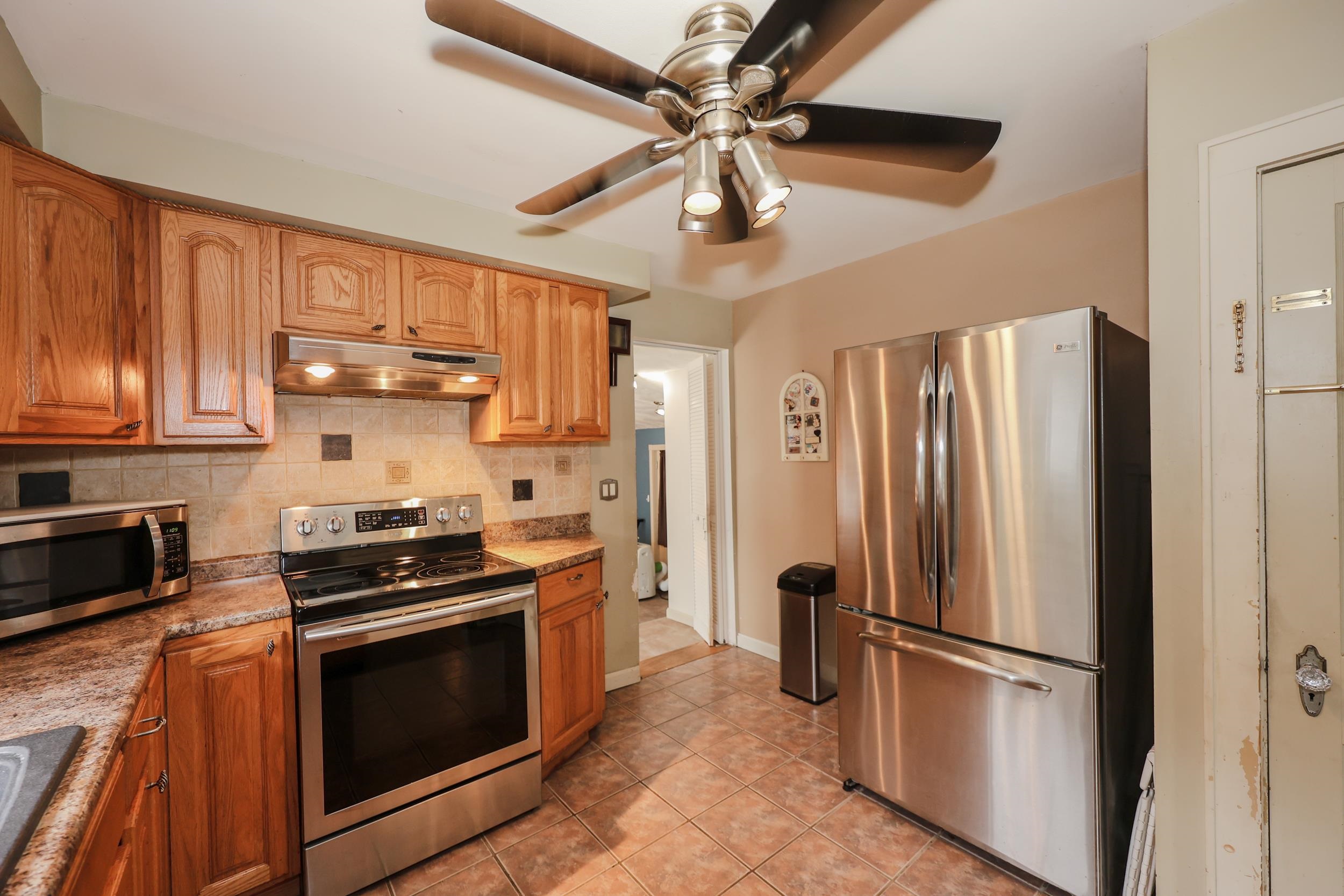 124 Huse Road Manchester, NH 03103 - Photo 13 of 40 Gallery Image 13