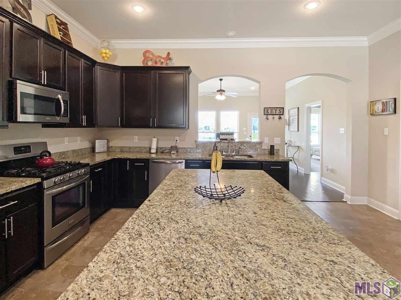 17628 Waterloo Drive Baton Rouge, LA 70817 - Photo 8 of 39 Gallery Image 8