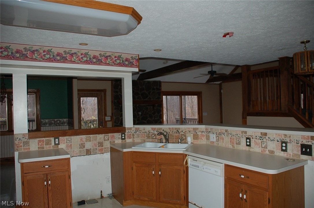 11088 Chamberlain Road Mantua, OH 44255 - Photo 9 of 21 Gallery Image 9