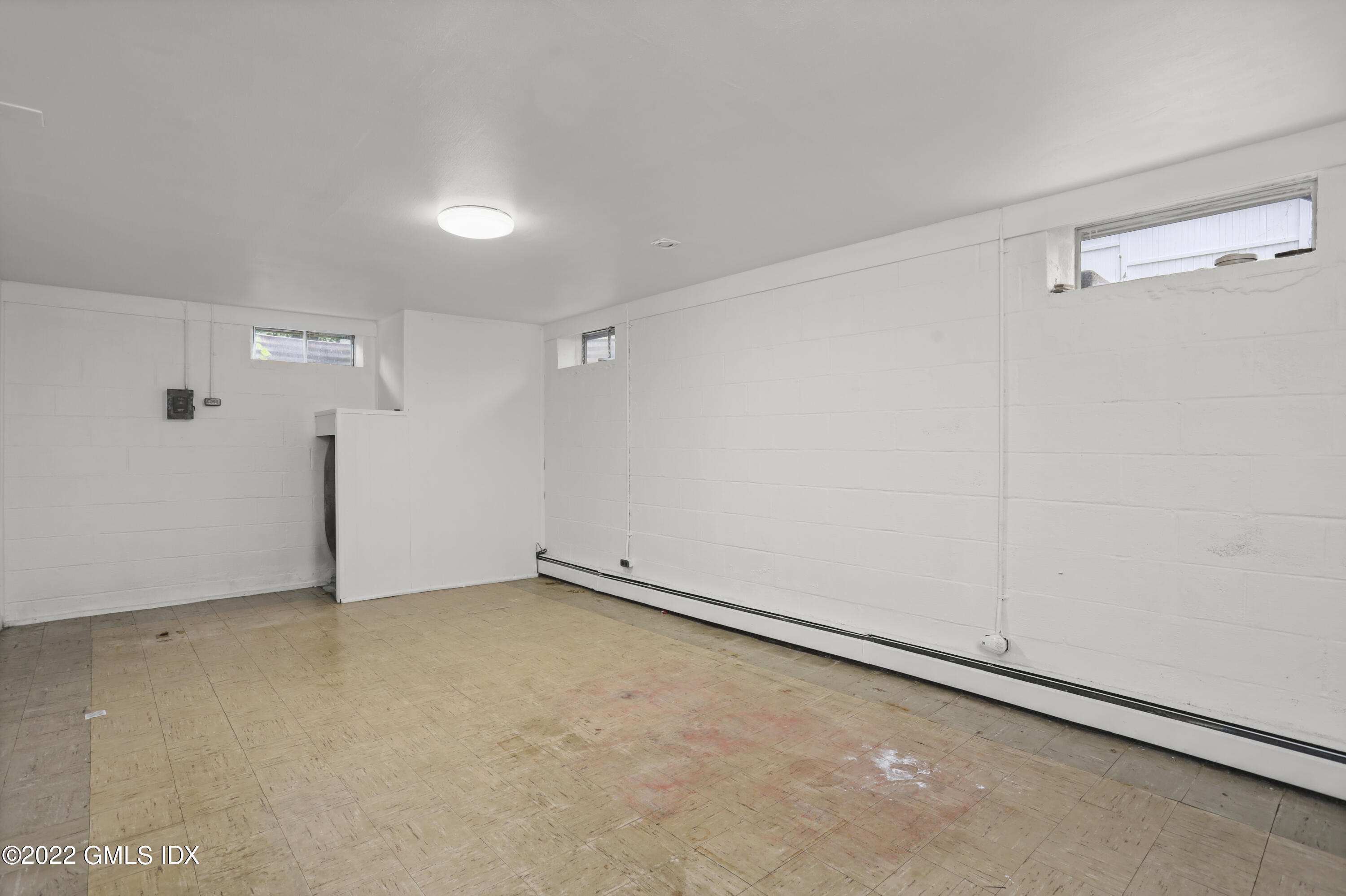 29 Thorn Hill Road Riverside, CT 06878 - Photo 26 of 37 Bonus room