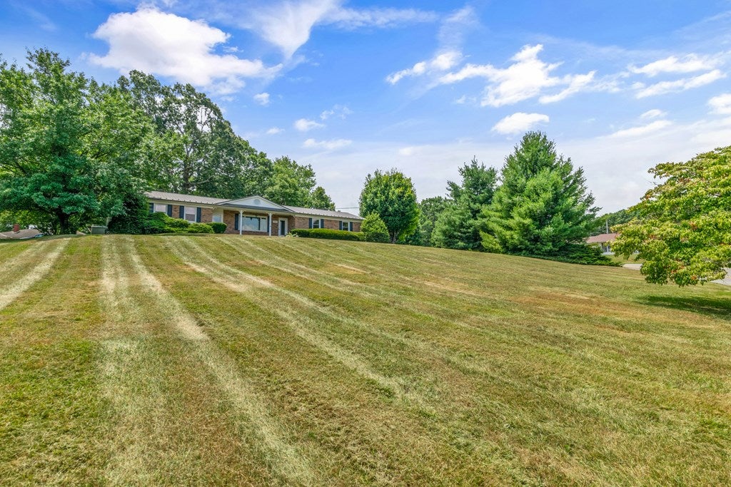 119 Mountain View Avenue Rural Retreat, VA 24368 - Photo 46 of 49 Gallery Image 46
