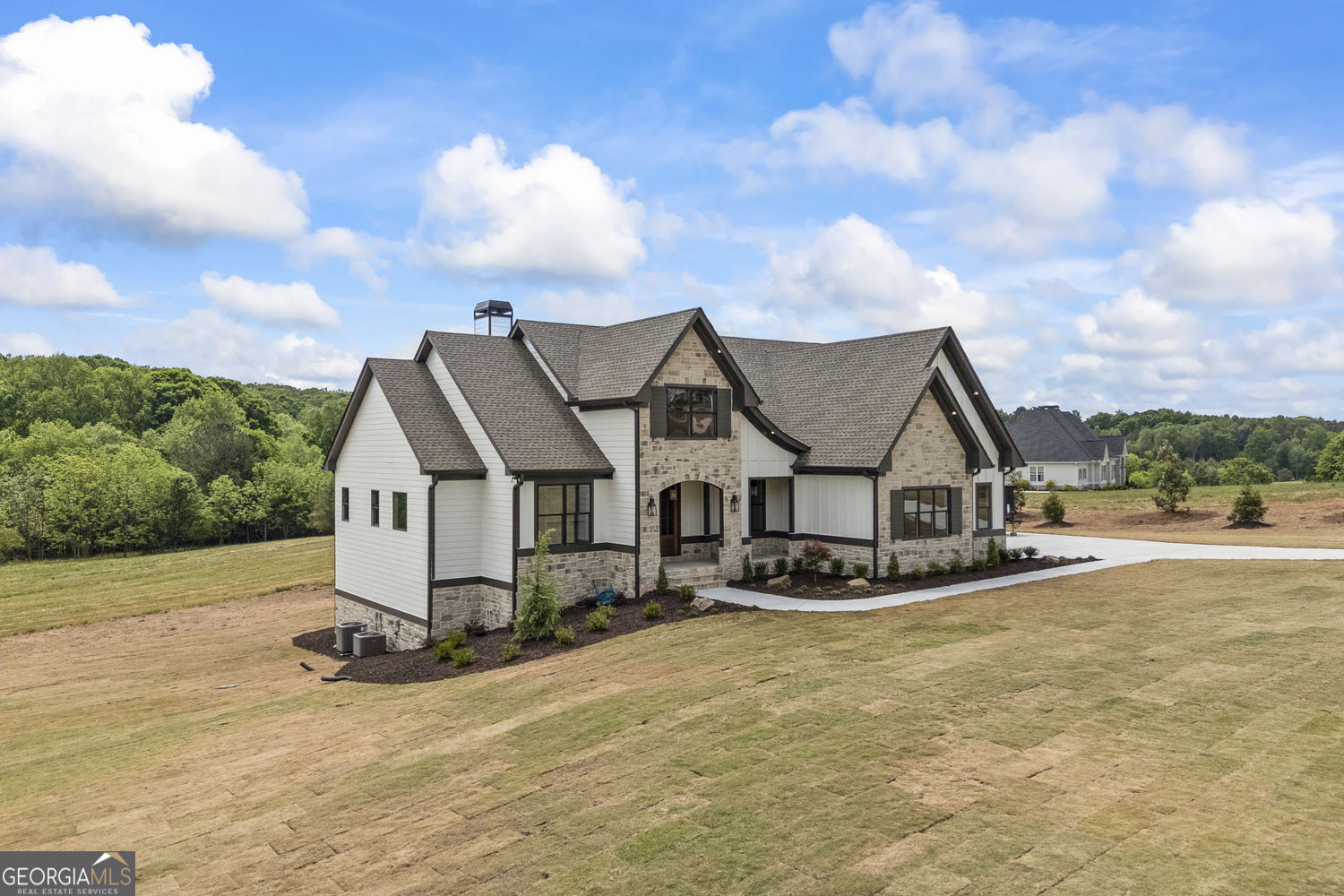 810 Hampton Monroe, GA 30656 - Photo 4 of 110