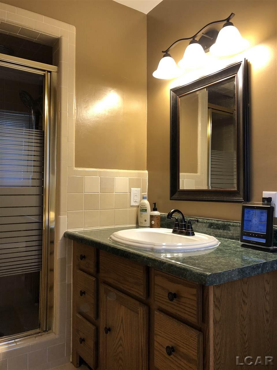 8853 Clinton River Road Sterling Heights, MI 48314 - Photo 24 of 32