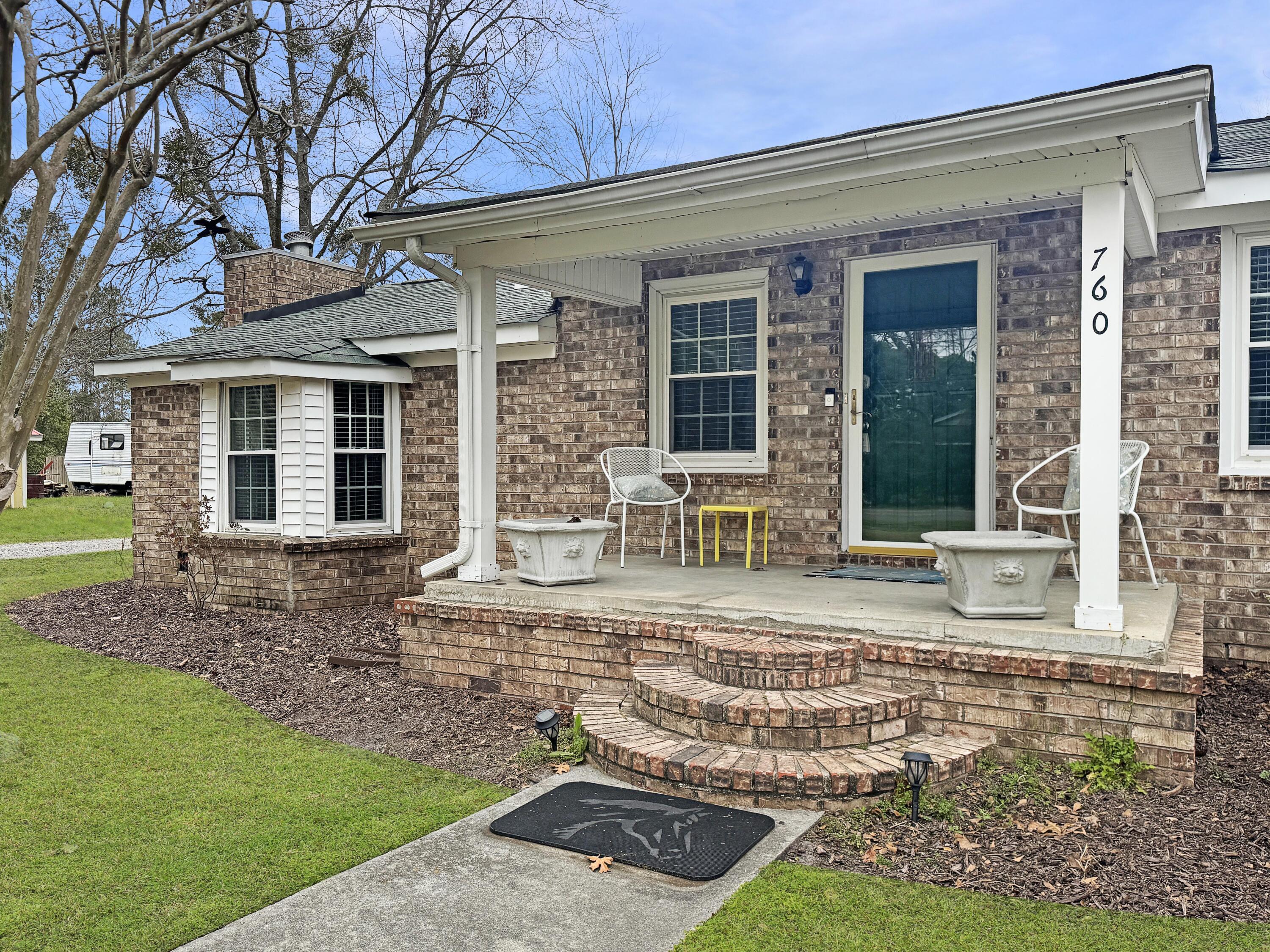 760 Royle Road Ladson, SC 29456 - Photo 3 of 42 IMG_9697