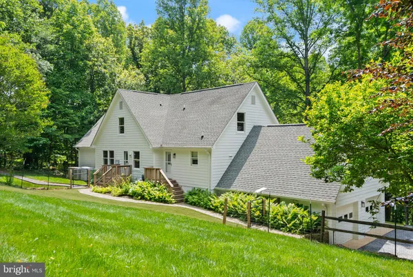 $1,199,900 | 38620 Lime Kiln Road, Leesburg, VA 20175