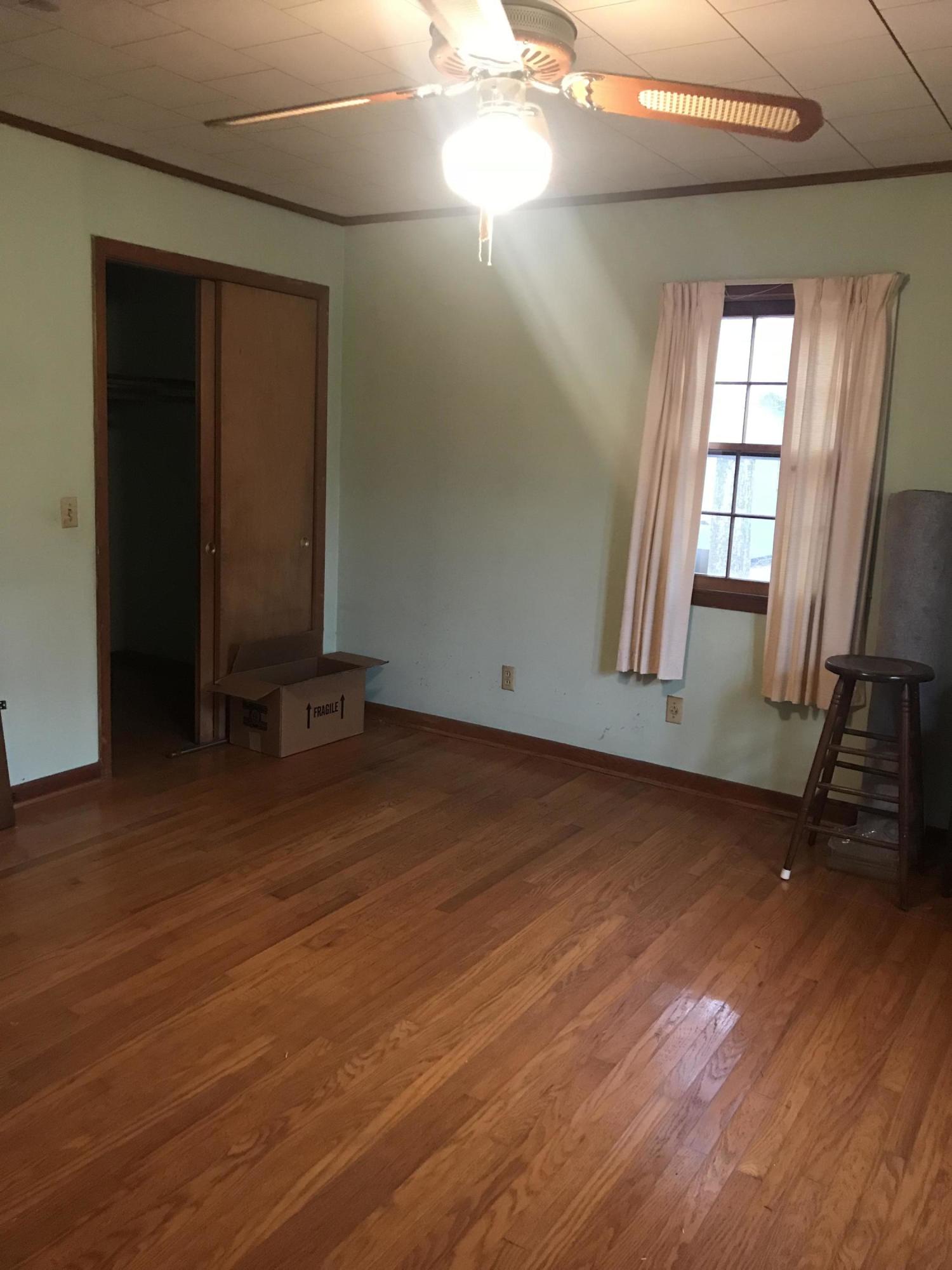 1636 Mission Ridge Road Rossville, GA 30741 - Photo 8 of 13 253FF79E-1FC8-477D-9CE6-0CA17E5D386C