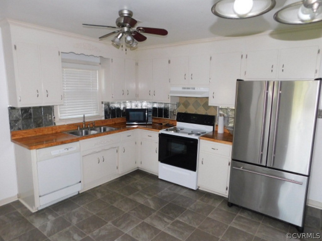 3200 Roland View Court Chester, VA 23831 - Photo 3 of 17