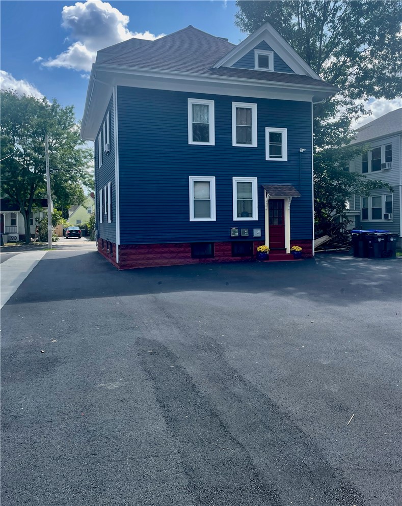 121 Rutherglen Avenue Providence, RI 02907 - Photo 20 of 20