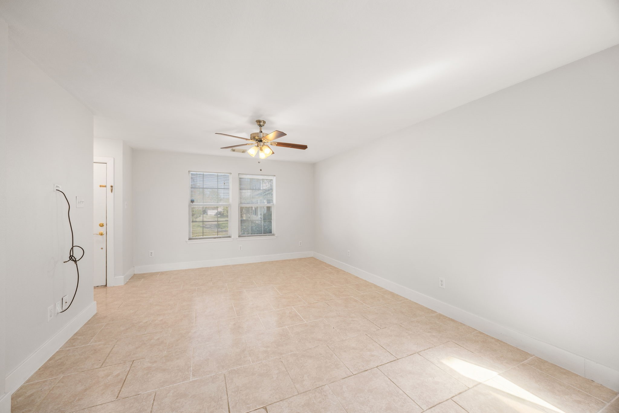 20918 Walder Court Katy, TX 77449 - Photo 7 of 28