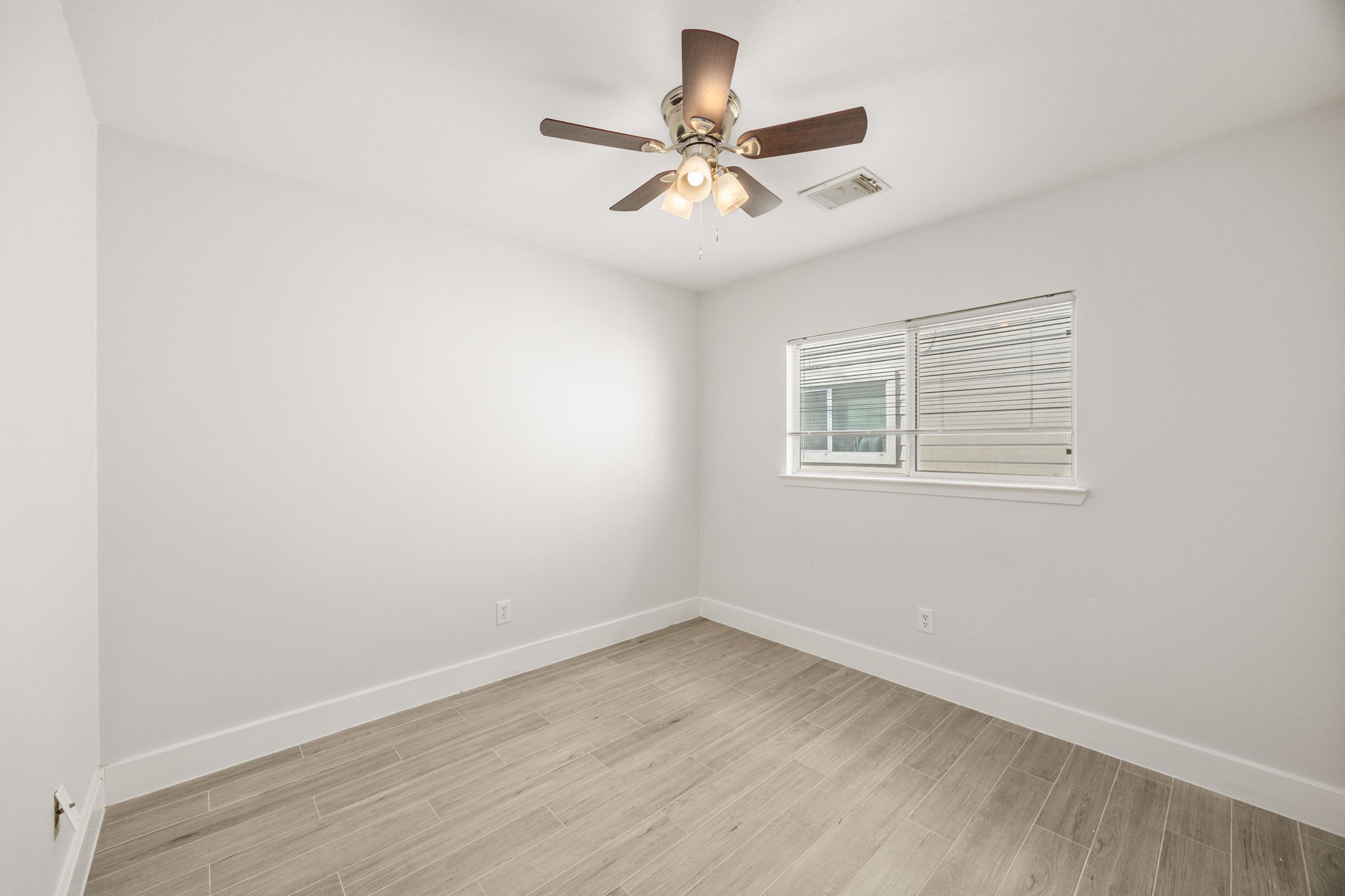 20918 Walder Court Katy, TX 77449 - Photo 10 of 28