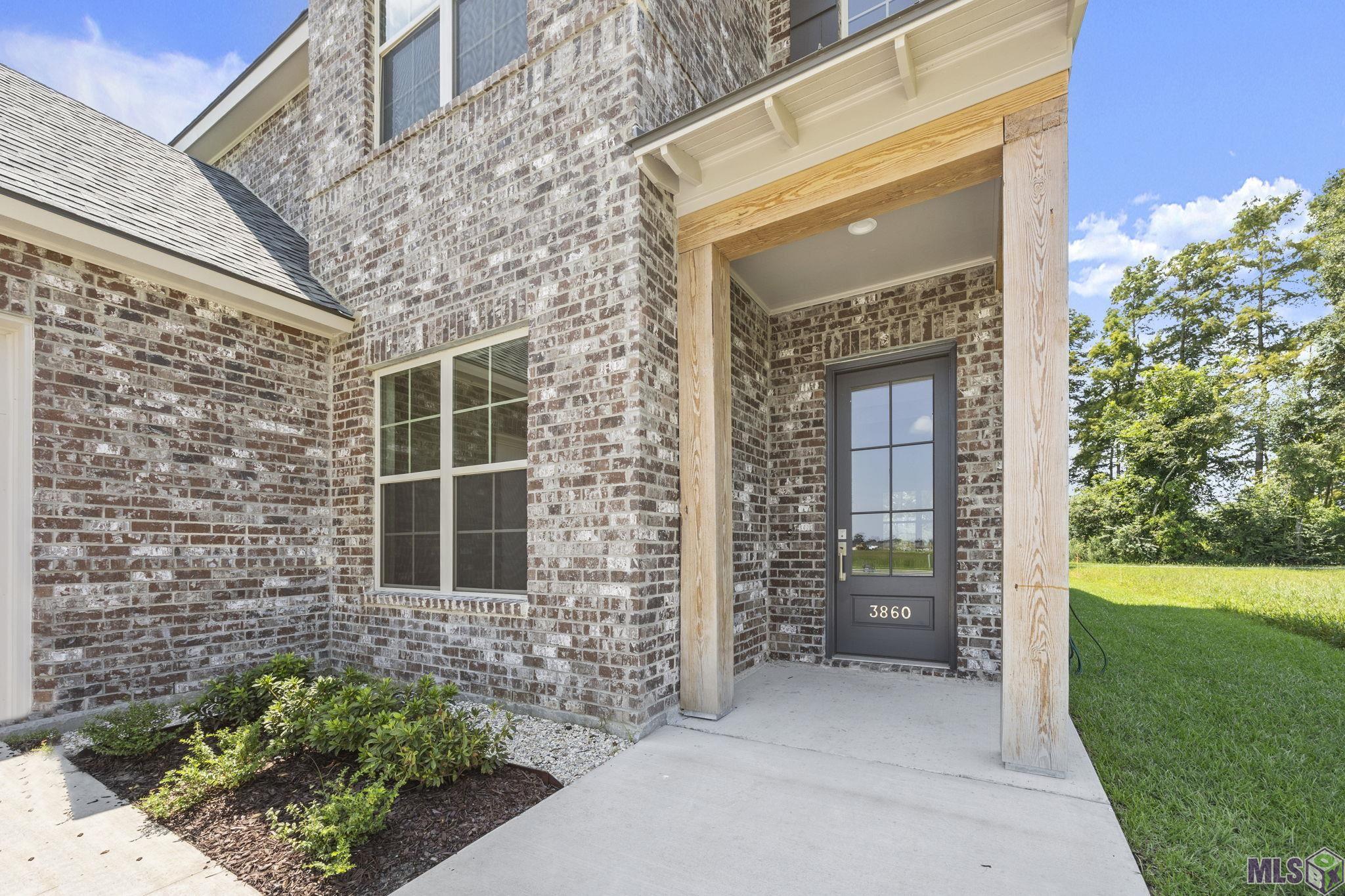 3860 Waterbury Avenue Baton Rouge, LA 70810 - Photo 2 of 36