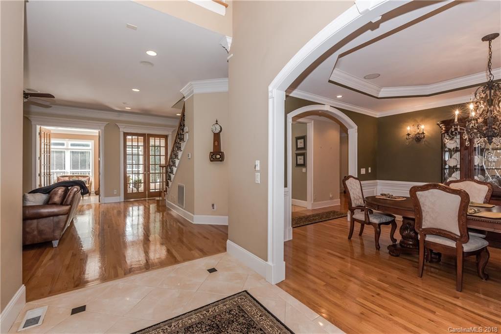 8502 Getalong Road Charlotte, NC 28213 - Photo 4 of 33 Gallery Image 4