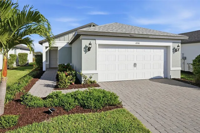 $460,000 | 6516 Silverstar Drive, Sarasota, FL 34240