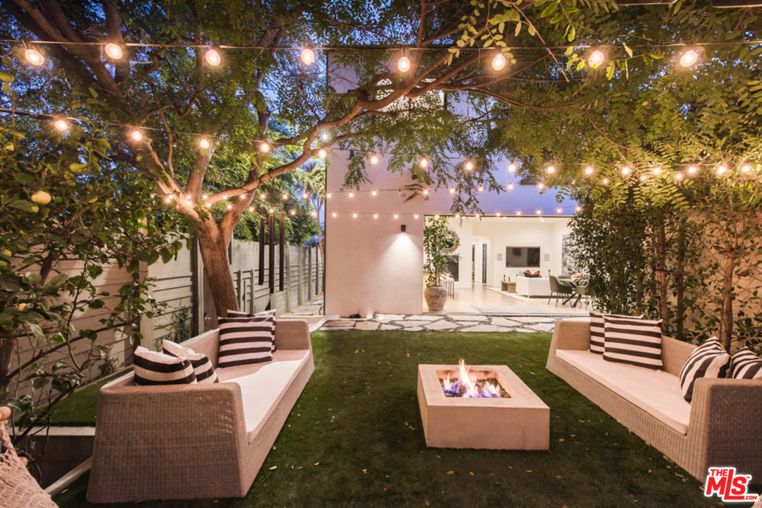 343 28th Avenue Venice, CA 90291 - Photo 3 of 26