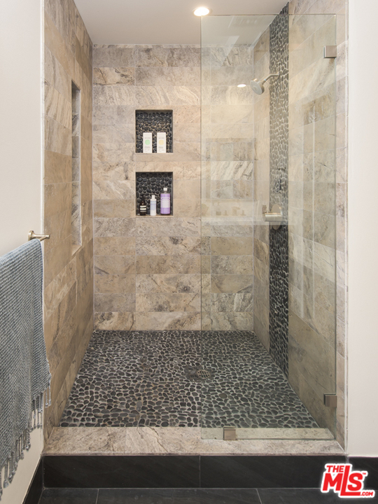 343 28th Avenue Venice, CA 90291 - Photo 24 of 26