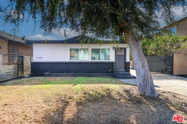 $855,000 | 11125 South Osage Avenue, Inglewood, CA 90304