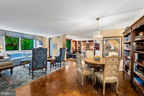 $425,000 | 111 Hamlet Hill Road, Unit 205, Baltimore, MD 21210