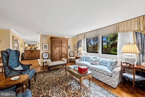 $425,000 | 111 Hamlet Hill Road, Unit 205, Baltimore, MD 21210