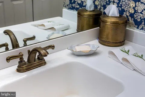 $425,000 | 111 Hamlet Hill Road, Unit 205, Baltimore, MD 21210
