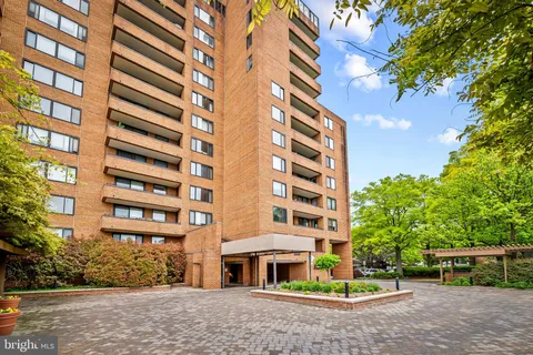 $425,000 | 111 Hamlet Hill Road, Unit 205, Baltimore, MD 21210