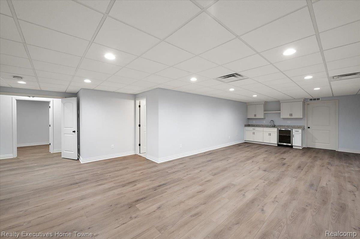 2919 North Addison Circle Rochester, MI 48306 - Photo 56 of 69 088-2919 N Addison Cir-59.jpg