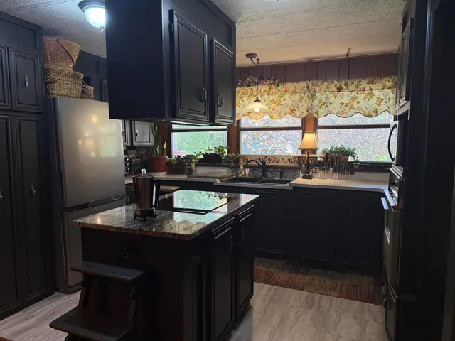 $518,500 | 24691 Embay Avenue, La Grange, WI 54660