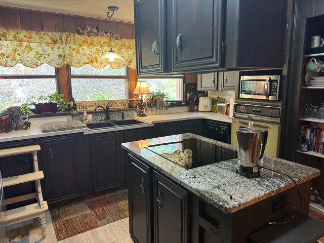 $518,500 | 24691 Embay Avenue, La Grange, WI 54660