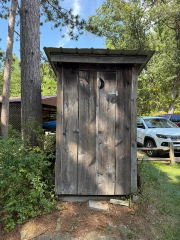 $518,500 | 24691 Embay Avenue, La Grange, WI 54660