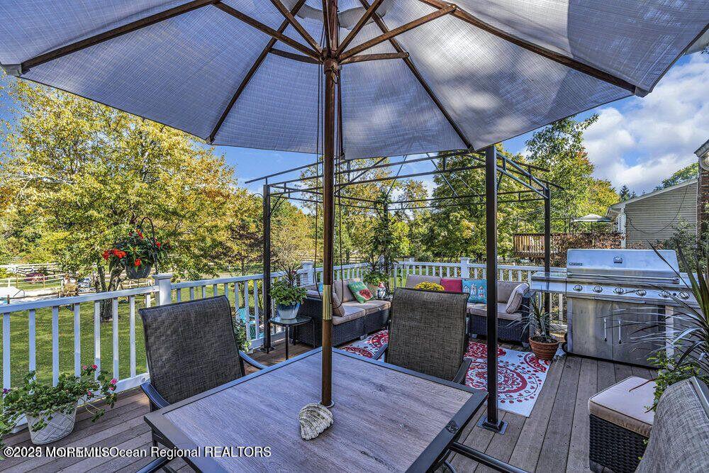 541 Frank Applegate Road Jackson, NJ 08527 - Photo 36 of 49 20221027005551113579000000-o