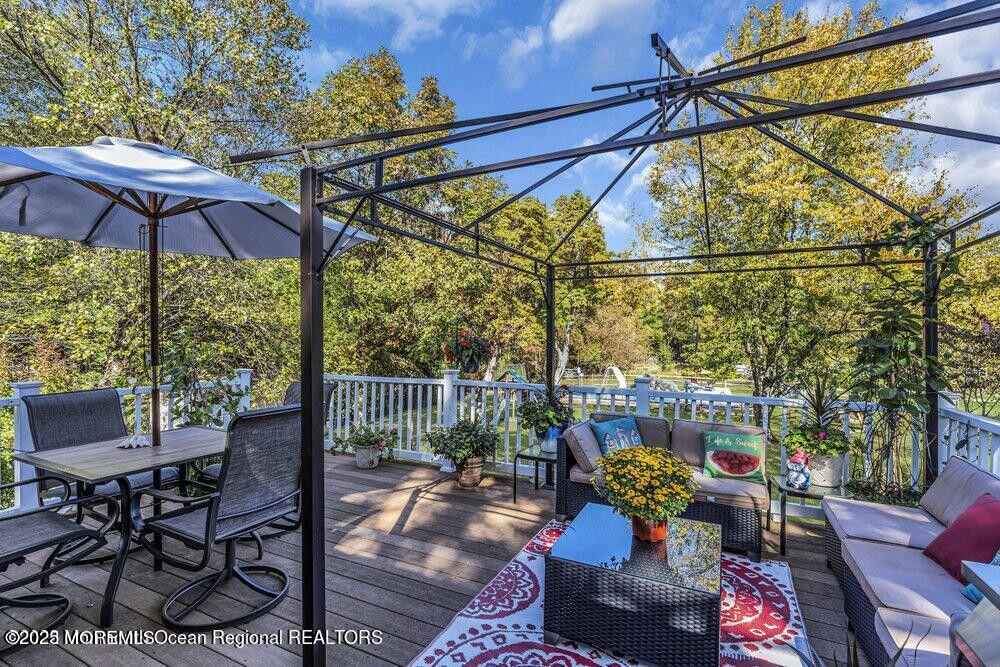 541 Frank Applegate Road Jackson, NJ 08527 - Photo 37 of 49 20221027005552256876000000-o