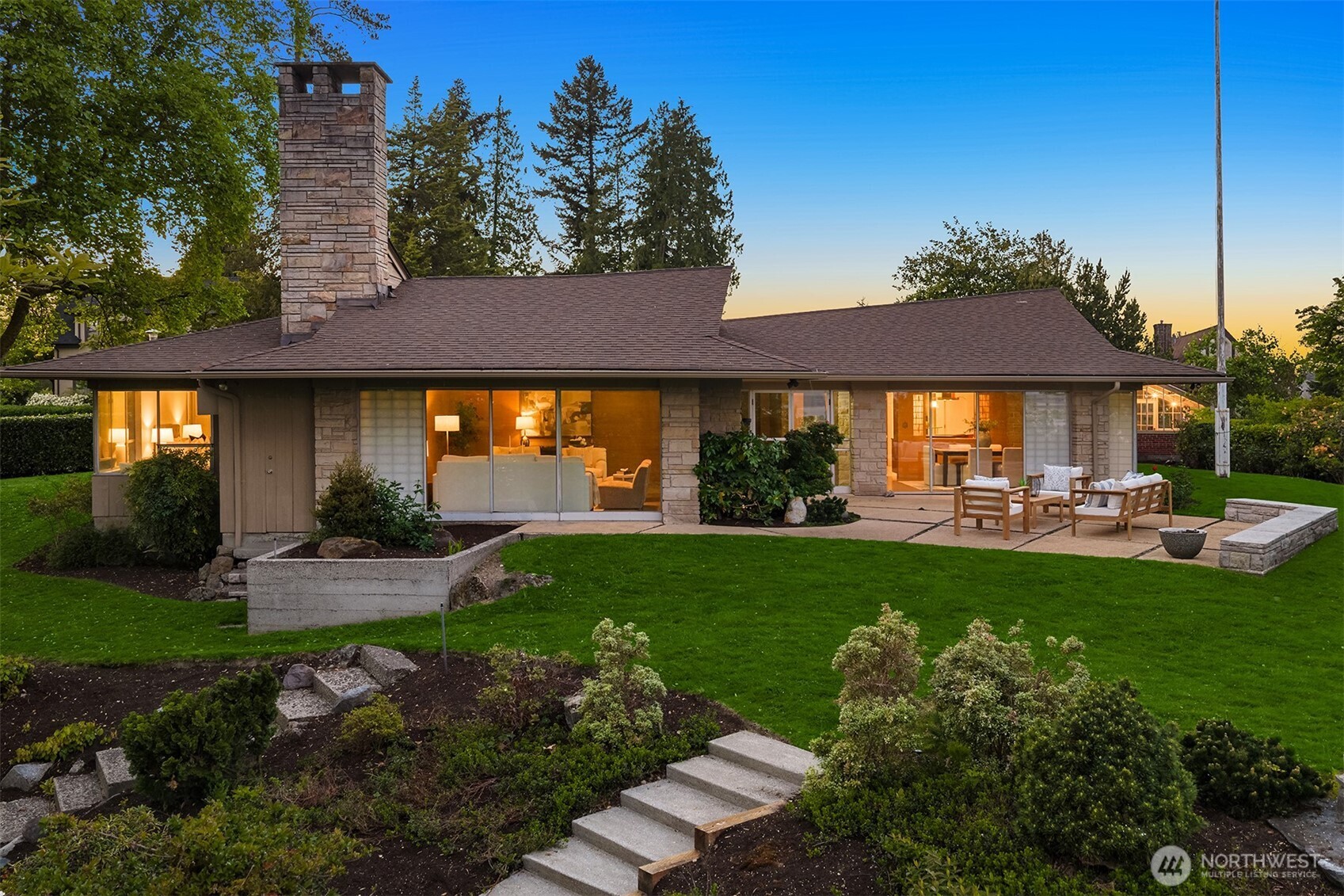 3704 48th Avenue Northeast Seattle, WA 98105 - Photo 12 of 40