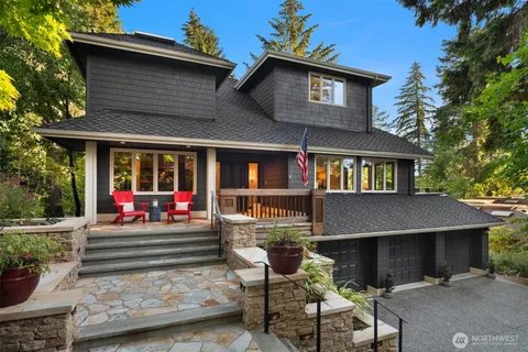 $3,850,000 | 4889 Forest Avenue Southeast, Mercer Island, WA 98040