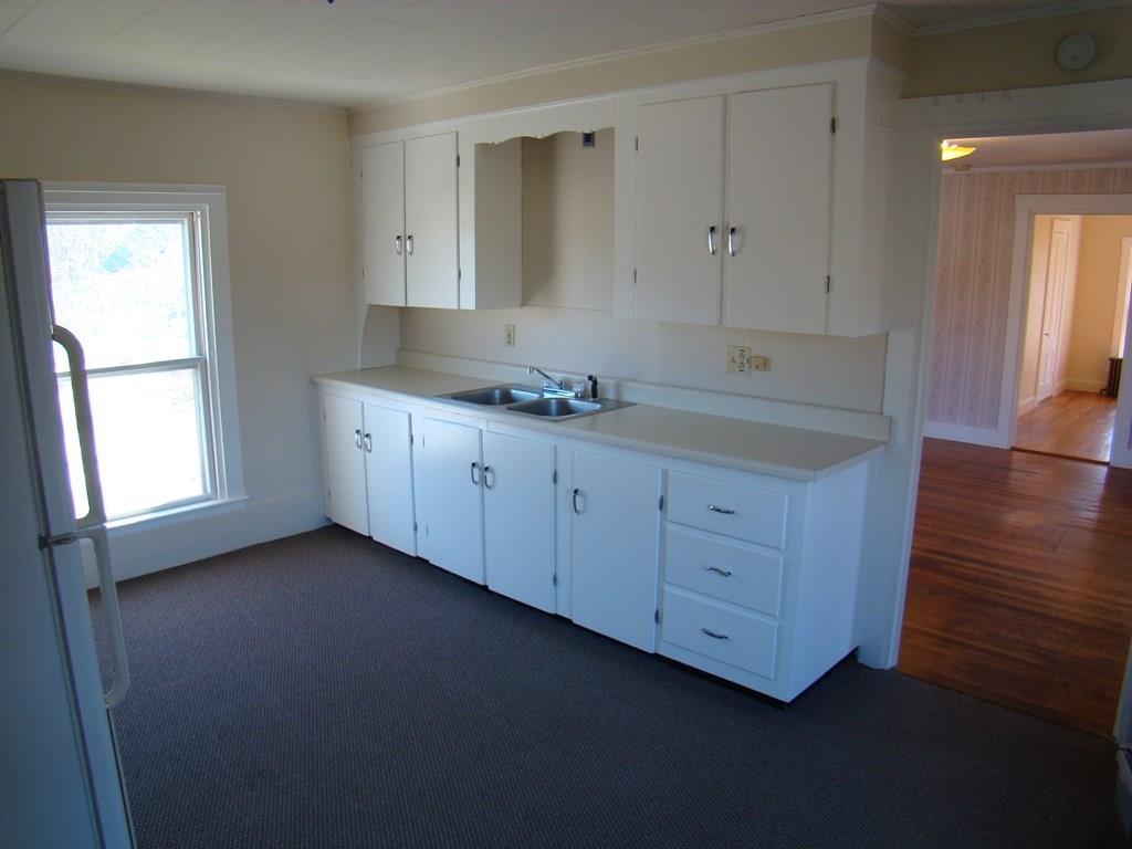 116 Main Street Warren, ME 04864 - Photo 9 of 21 Photo