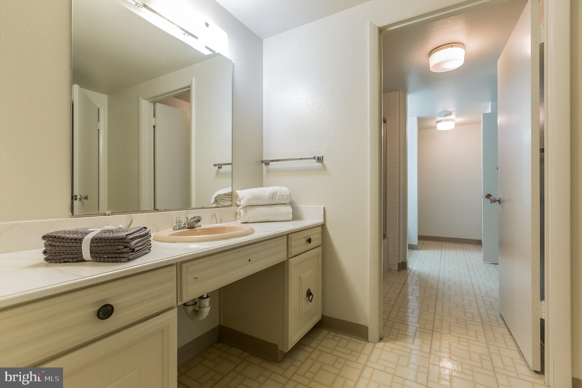3340 Gleneagles Drive, Unit 691D Silver Spring, MD 20906 - Photo 11 of 22
