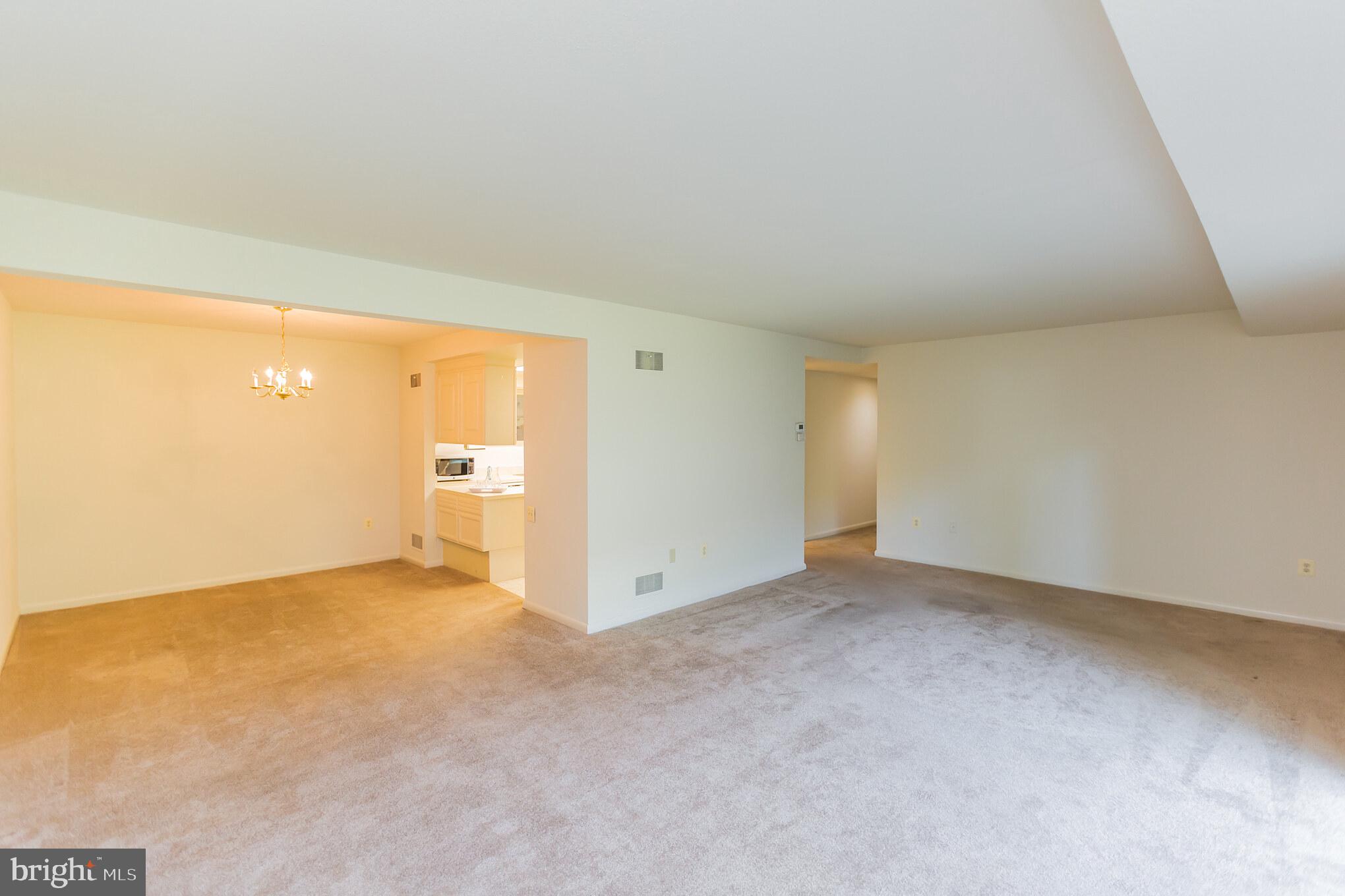 3340 Gleneagles Drive, Unit 691D Silver Spring, MD 20906 - Photo 5 of 22 Living Room