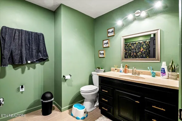 $320,000 | 384 HC Smith Drive, Oneida, TN 37841