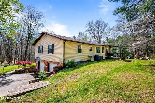 $320,000 | 384 HC Smith Drive, Oneida, TN 37841