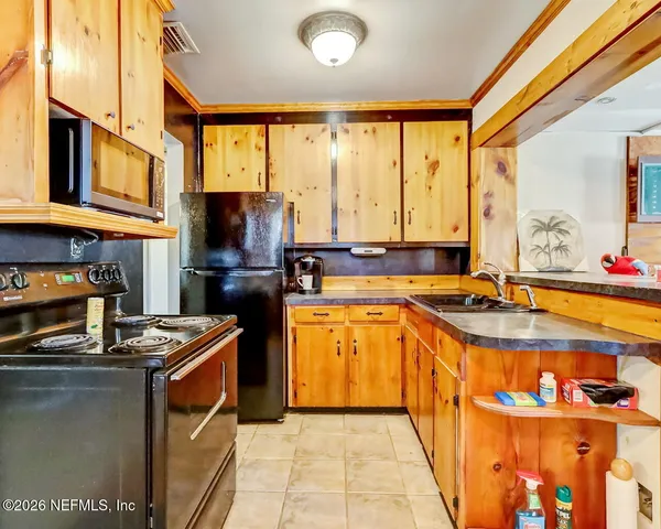 $170,000 | 215 Hilltop Drive, Orange Park, FL 32073