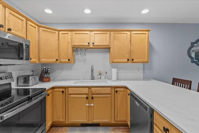 $480,000 | 165 Fern Court, Colchester, VT 05446