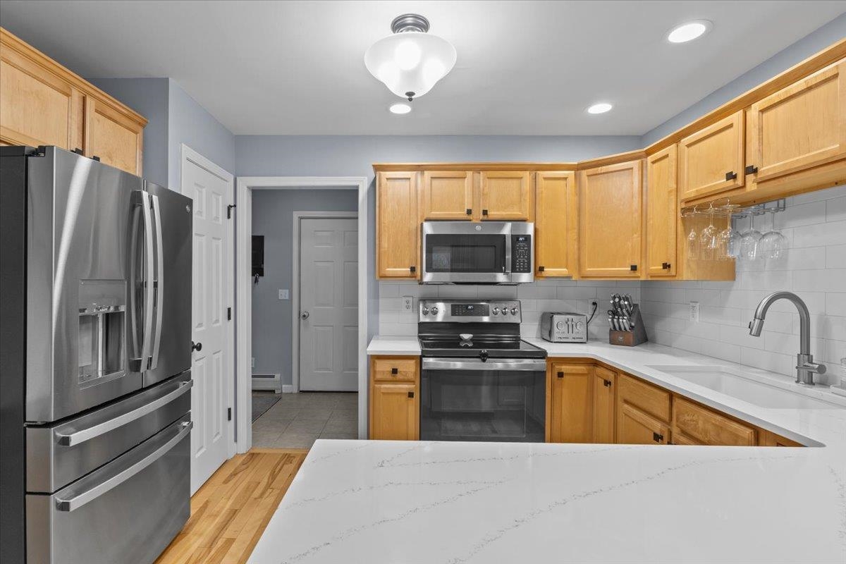 165 Fern Court Colchester, VT 05446 - Photo 15 of 44