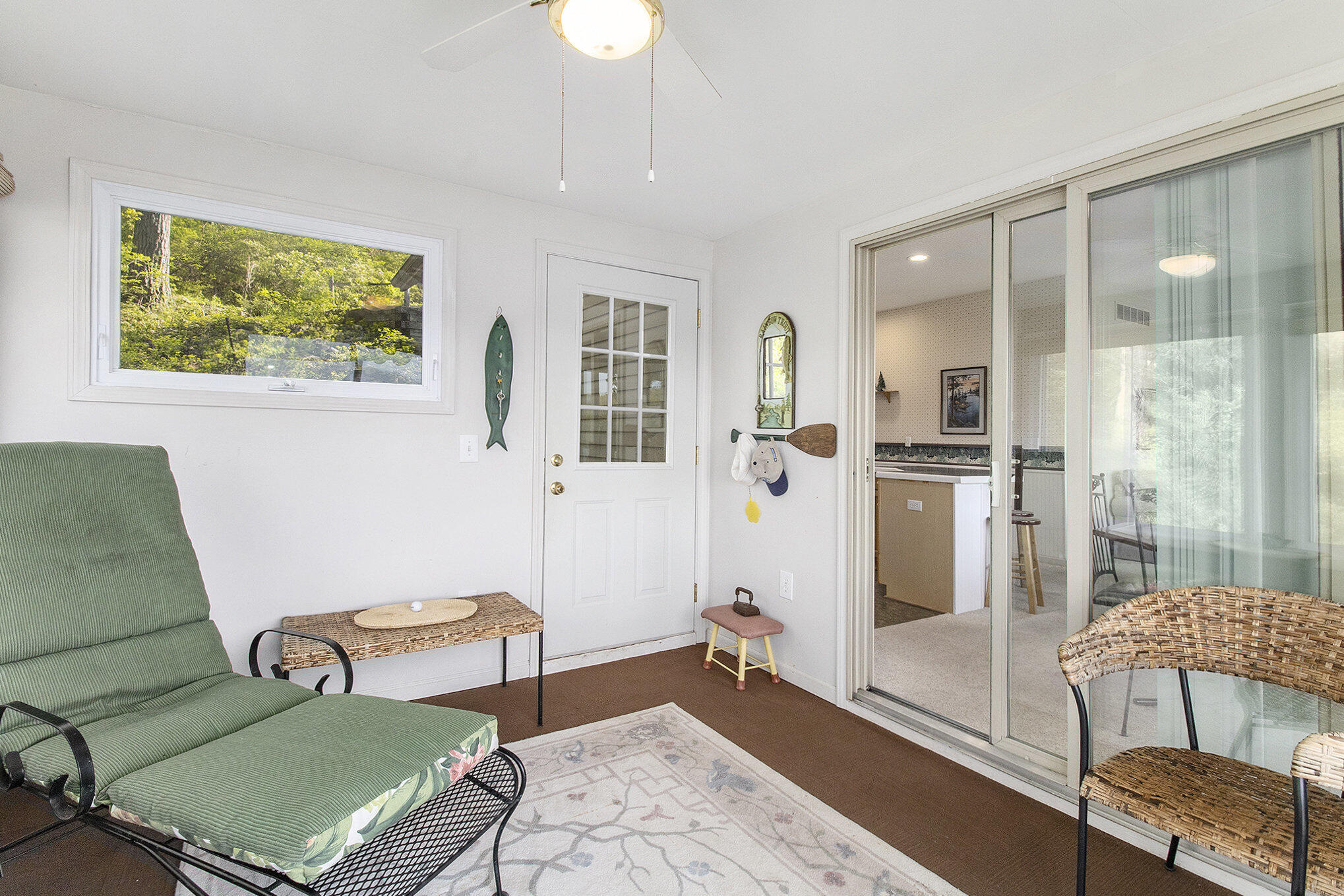 9458 Edwin Markham Road Brooklyn, MI 49230 - Photo 16 of 37 Sunroom