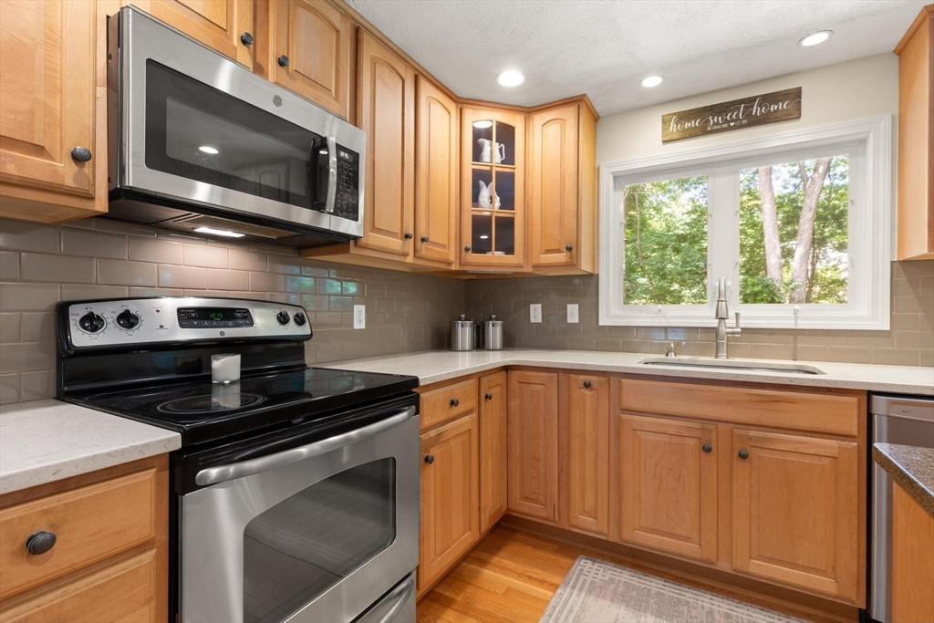 4 Quail Run Road Norfolk, MA 02056 - Photo 12 of 41