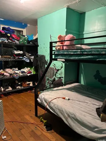 $1,495,000 | 120 Kingsland Avenue | East Williamsburg