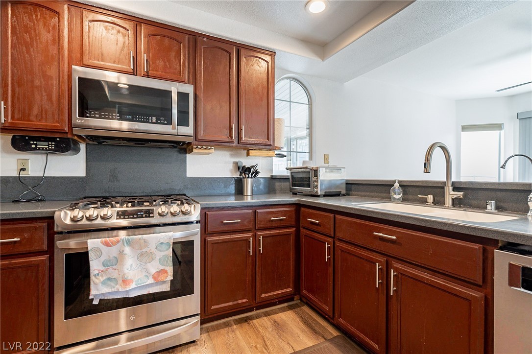 265 Via Malorca Street Henderson, NV 89074 - Photo 19 of 87