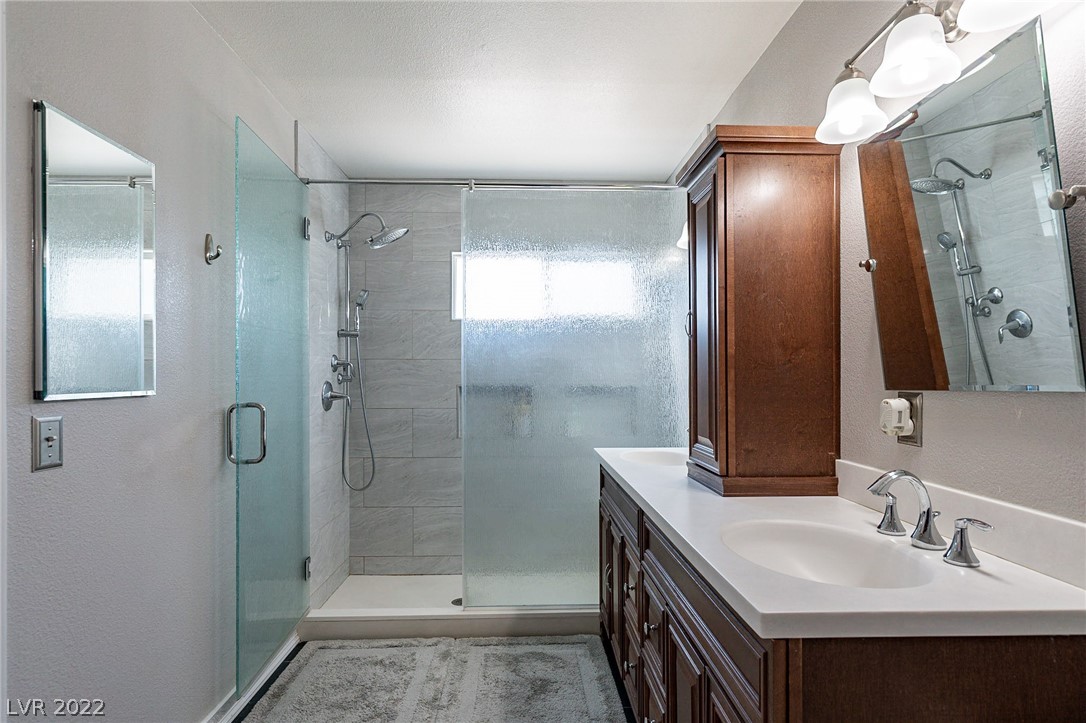 265 Via Malorca Street Henderson, NV 89074 - Photo 29 of 87