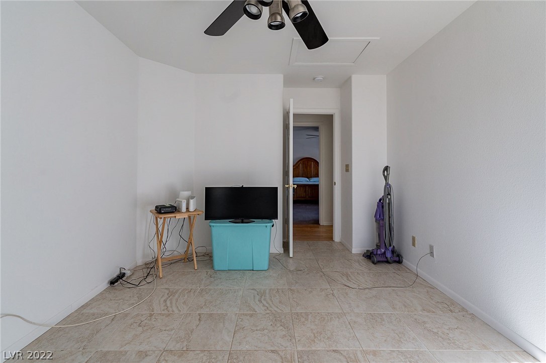 265 Via Malorca Street Henderson, NV 89074 - Photo 42 of 87